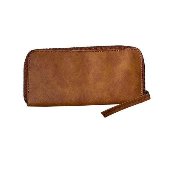 Free People Distressed Vegan Wallet in‎ Brown NWT - Picture 3 of 8